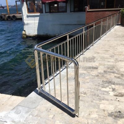 Dik Cubuklu Paslanmaz Korkuluk 2