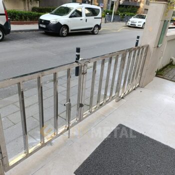 Krom Celik Bahce Kapisi 3
