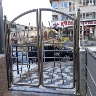 Paslaanmaz Celik Bahce Kapisi 6