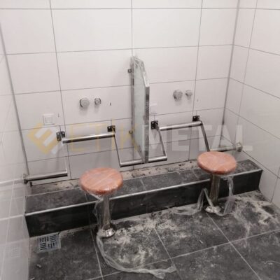 Paslanmaz Camli Abdesthane Bolme 3