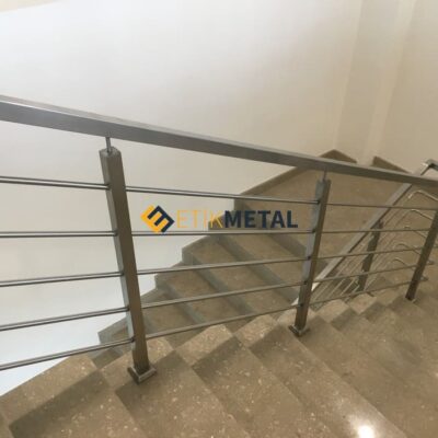 Paslanmaz Profilli Merdiven Korkuluk (5)