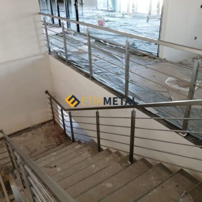Paslanmaz Profilli Merdiven Korkuluk (8)